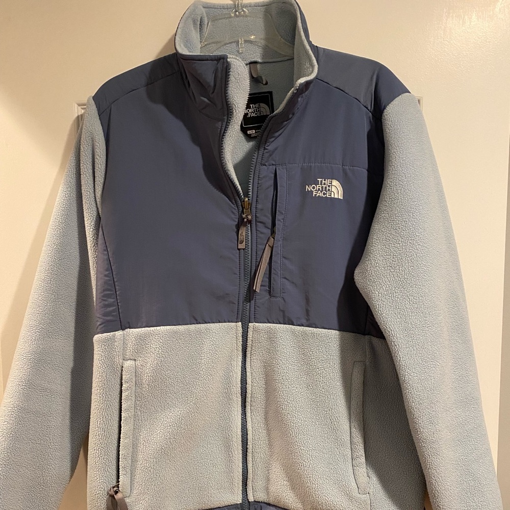 Women’s Northface fleece jacket